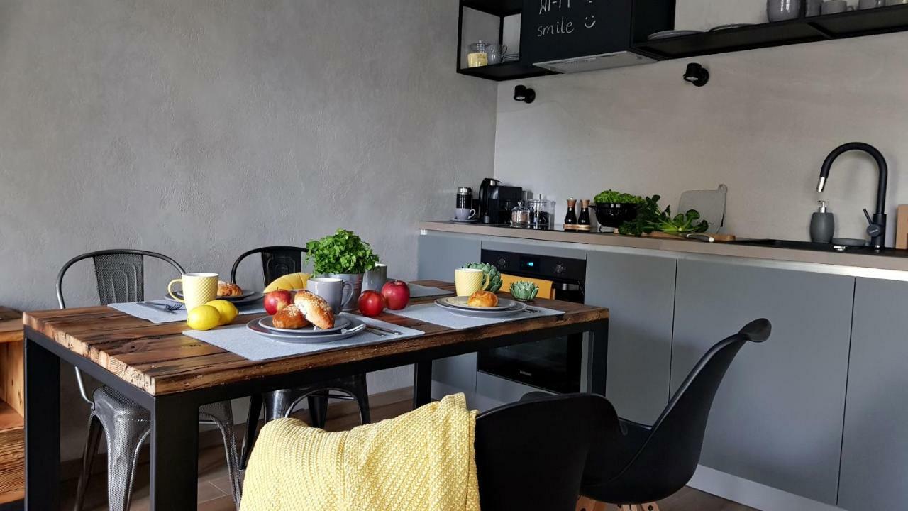 Tamka Chopin Apartment Varşovia Exterior foto